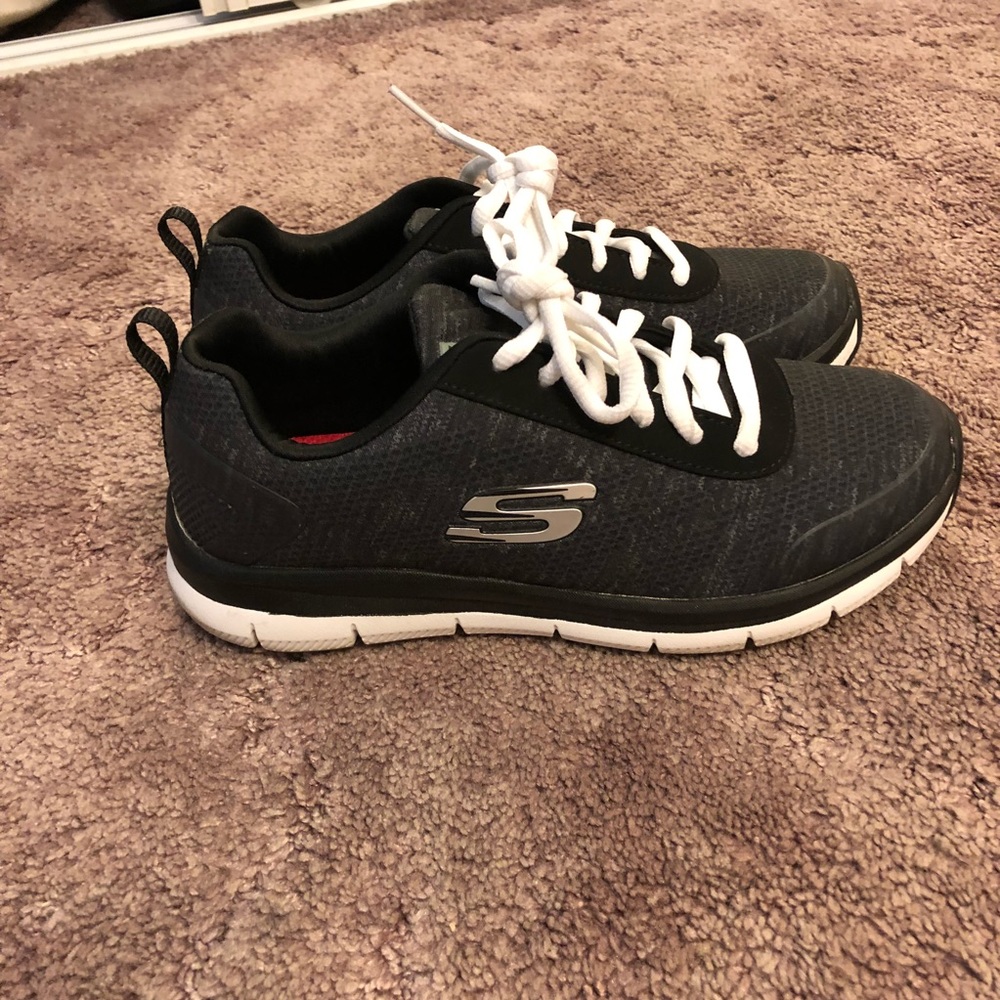 Sketchers slip resistance memory foam shoes